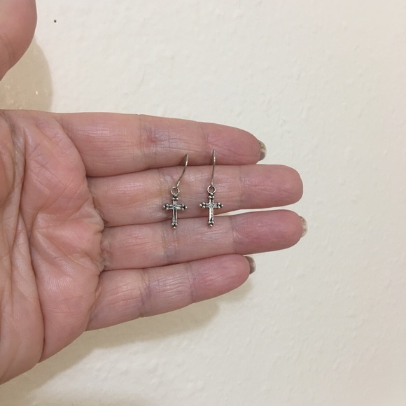 100 Pairs Wholesale Antique Silver￼ Cross Charm ￼￼Small Earrings. - Picture 12 of 12